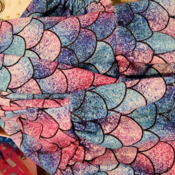 Cover up - Picture 1 of 1